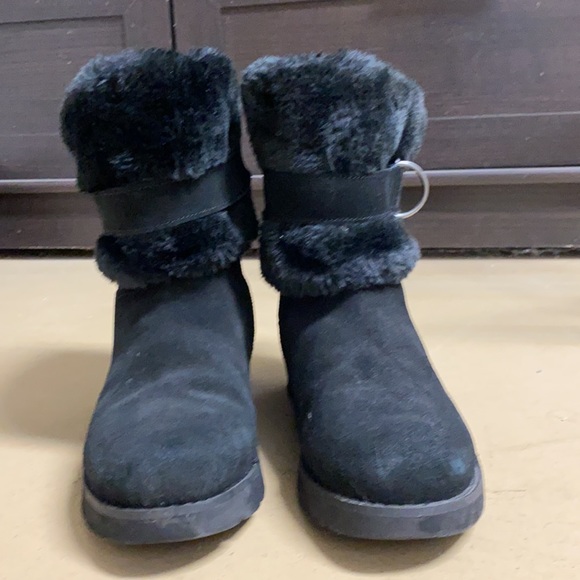 Lands End Fur Lined Black Boots Size 7.5 B - Picture 2 of 4